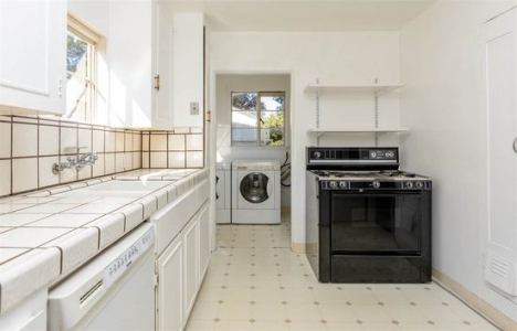 Silikon Vadisi ndeki 80 yıllık ev 2.5 milyon dolara satıldı!