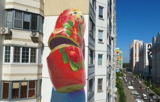 Moskova'da binalar dev graffitilerle sanat eserlerine dönüştü!