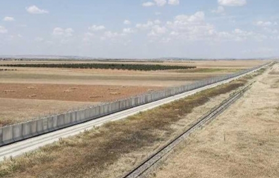 TOKİ'nin inşa ettiği Suriye sınır duvarının yüzde 93'ü bitti!