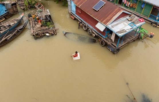 Yüzen evler mi yüzen hayaller mi?