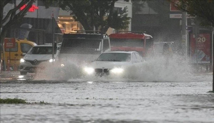 İstanbullular dikkat! AKOM dan uyarı İstanbul da şiddetli fırtına bekleniyor