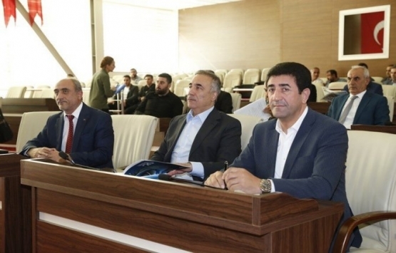 Sultangazi Belediyesi’nin 5 yıllık planı meclis tarafından kabul edildi!