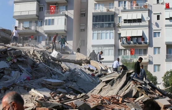 İzmirli depremzedeler kredi müjdesi bekliyor!