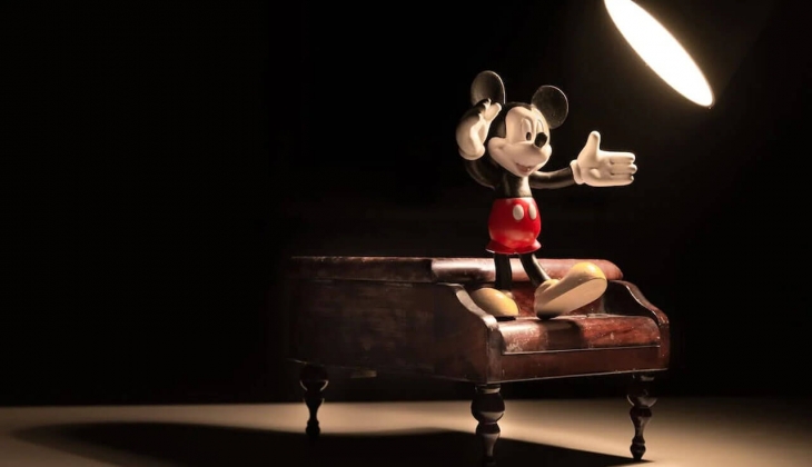 Bir deprem desteği de Disney den geldi