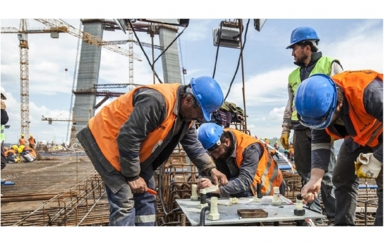 İran'da inşaat sektöründe çalışan işçilerin eylemine hapis cezası!