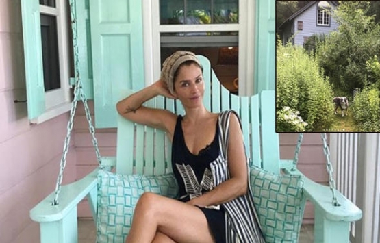 Helena Christensen huzuru dağ evinde buldu!