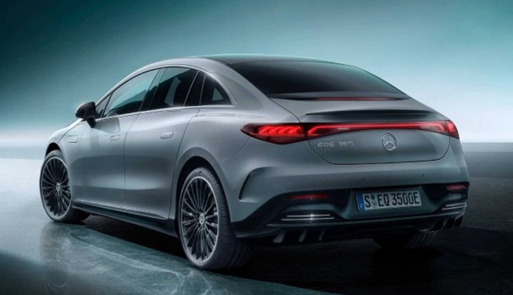 Elektriklinin en prestijli hali! Mercedes EQE 24 Ekim 2022 fiyat listesi