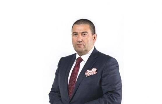 Çimentocular Afrika’da fabrika avına çıktı!