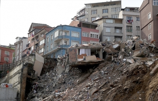 Kağıthane de çöken binanın son hali!