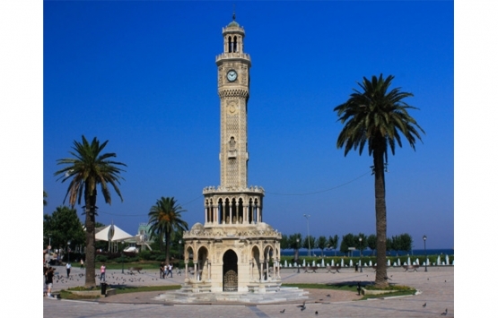 İzmir'de depremden zarar görenlerden emlak komisyonu alınmayacak!