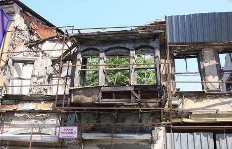 İzmir'de metruk yapılar yıkılacak mı?