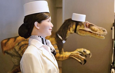 Dünyanın ilk robot oteli Japonya'da açıldı!