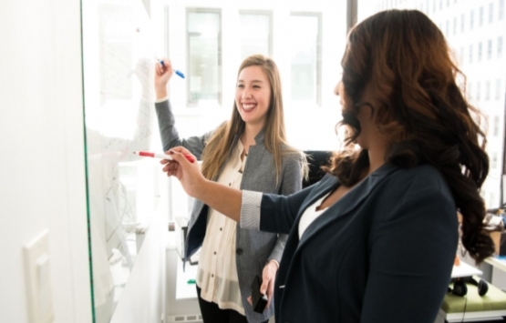 Oryantasyon nedir? Oryantasyonun amacı ve faydaları nelerdir?