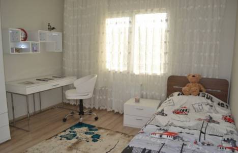 Ahmet Eşref Fakıbaba, Yenice konutlarındaki örnek daireyi gezdirdi!