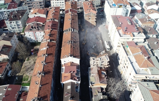 Bağcılar da riskli binaların yıkımına başlandı!