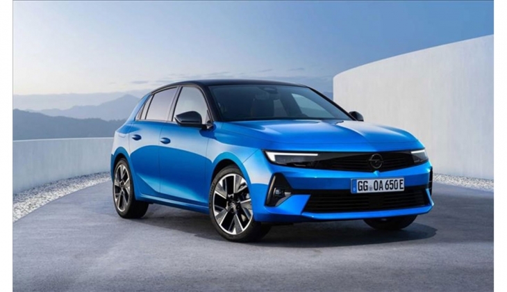 Opel Astra ya 199 bin 900 TL lik Haziran 2024 indirimi geldi! Astra da bu ay hem 0 faiz hem de indirim fırsatı bir arada