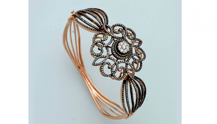 Atasay altın ve pırlanta çadırı fırsatları başladı! Pırlantada yüzde 50 indirim çılgınlığı!