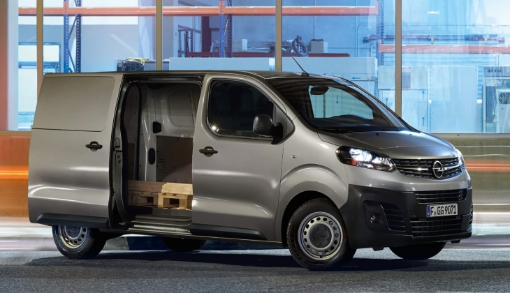 Opel Vivaro Cargo da yüzde sıfır faiz imkanı şimdi başladı! İşte 30 Haziran 2022 fiyat listesi...