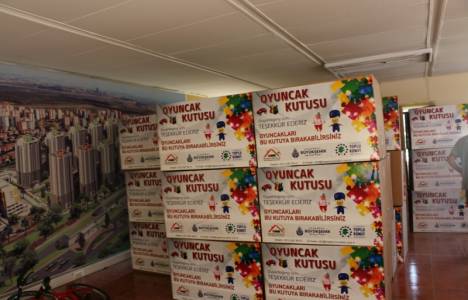 Boğaziçi Yönetim Suriyeli çocuklara 70 bin oyuncak gönderiyor!