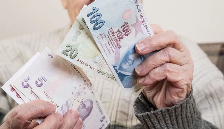 Emeklileri zil takıp oynayacak! Zamlı maaşlar o tarihte yatacak