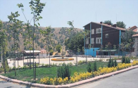 Mamak Kutludüğün yeni meydanına kavuştu!