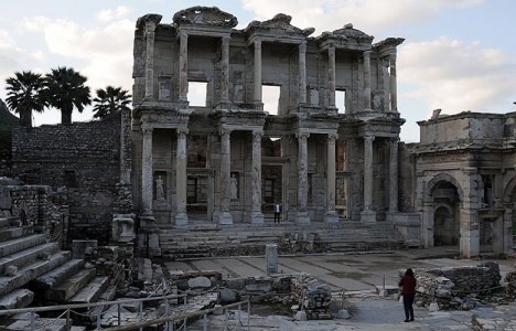 Efes Antik Kenti UNESCO'ya girebilecek mi?