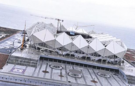 Akyazı Stadı’nın açılışına Şehit Halisdemir’in ailesi davet edildi!