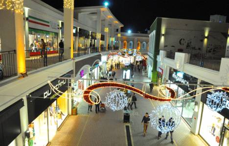 Lovelet Outlet mobilya showroom 5 Nisan'da açılacak!