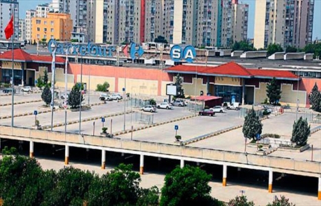 Adana Yüzüncü Yıl CarrefourSA arsasına yoğun ilgi!