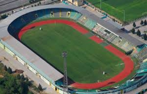 Kocaeli İsmetpaşa Stadı'nın yıkılışı ertelendi!