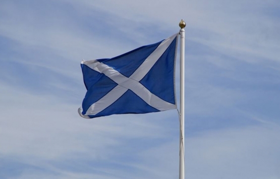 İskoçyalı çiftin evlerini satma nedenine inanamayacaksınız!