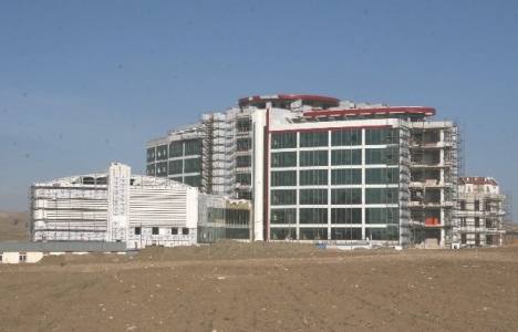 Yozgat Sorgun TOKİ Hastanesi'nin yüzde 90'ı tamam!