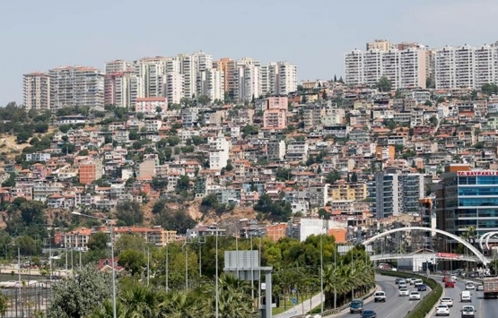 Ahmet Ercan: İzmir de 5.7 ile 6 arasında beklenen artçı deprem henüz olmadı!