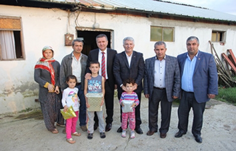 evi yanan aileye yardım