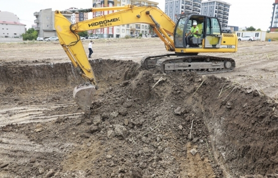Silivri Yeni Mahalle’de yüzme havuzu inşaatı başladı!