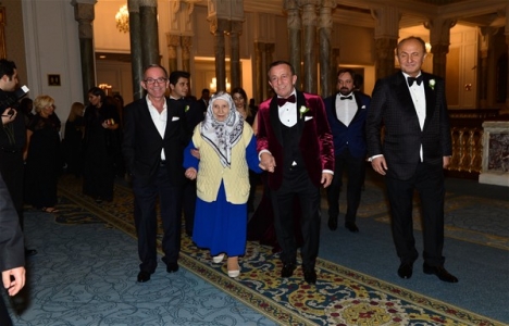 Ali Ağaoğlu’nun kızı Sena Ağaoğlu evlendi!