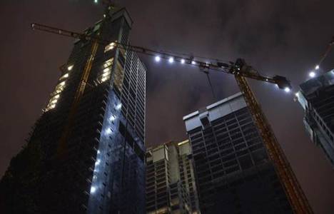 Asansör düştü eğitim patladı!