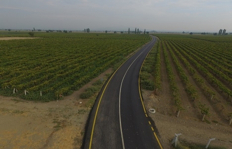 Adiloba yoluna Manisa Büyükşehir'den neşter!