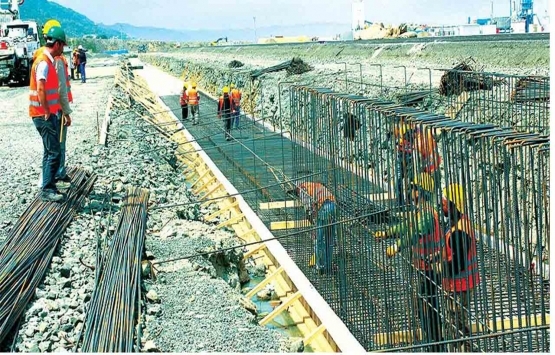 Çalışma izni için ne kadar süre ikamet etmek gerekiyor?