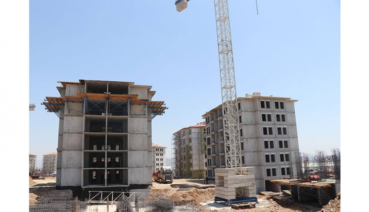 Gaziantep İslahiye deki deprem konutlarında dış cephe çalışmaları yapılıyor!