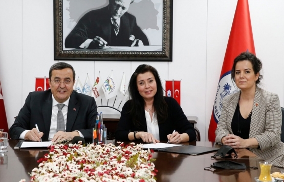 Konak Gençlik Destek Merkezi için ilk imzalar atıldı!