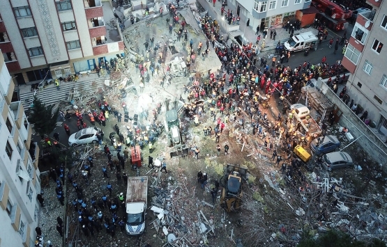 Çin’de apartman çöktü: 5 ölü!