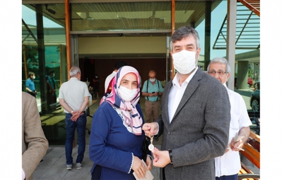 Şile Kent Meydanı'ndaki 42 dükkan sahiplerine teslim edildi!