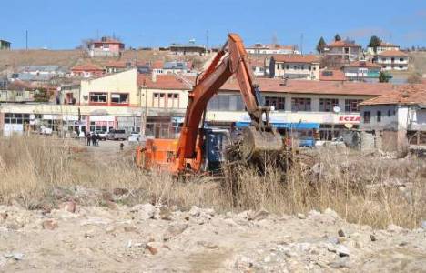Pınarbaşı Devlet Hastanesi'nin inşaat çalışmaları engellendi!