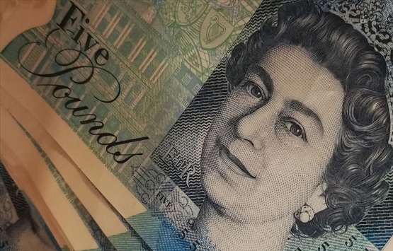 Koronavirüs İngiliz ekonomisini vurdu!