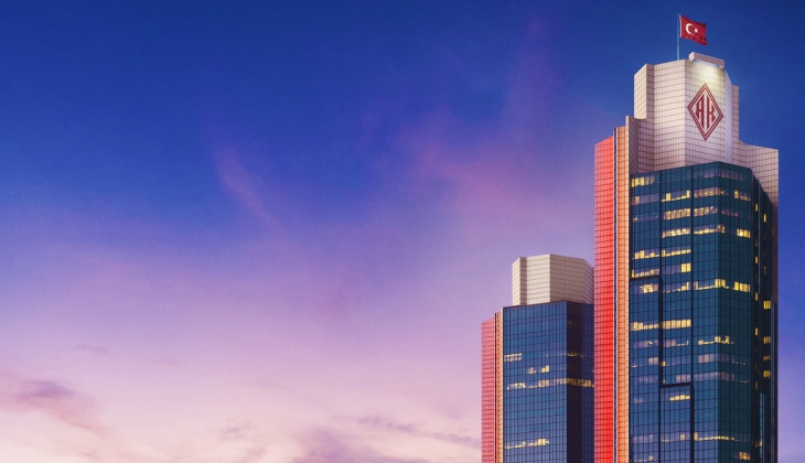 Milyonlarca kişi bu haberi bekliyordu! Emeklilerin yüzünü güldürecek haber Akbank'tan geldi! 