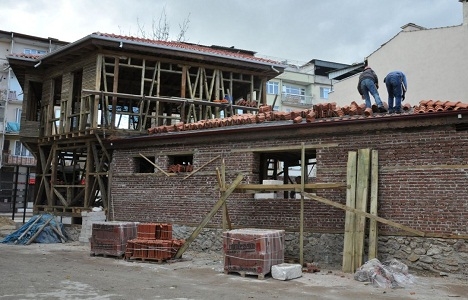 Bursa Yıldırım'daki her mahalleye konak inşa ediliyor!