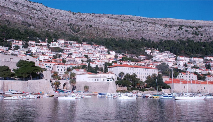 İnanılmaz ama gerçek! Avrupa'nın göbeğinde 4 TL'ye ev satıyorlar!