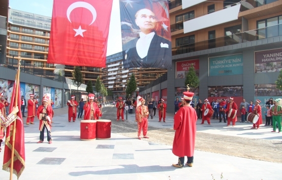 Lens İstanbul Yaşam Merkezi’nde 29 Ekim Cumhuriyet Bayramı kutlandı!