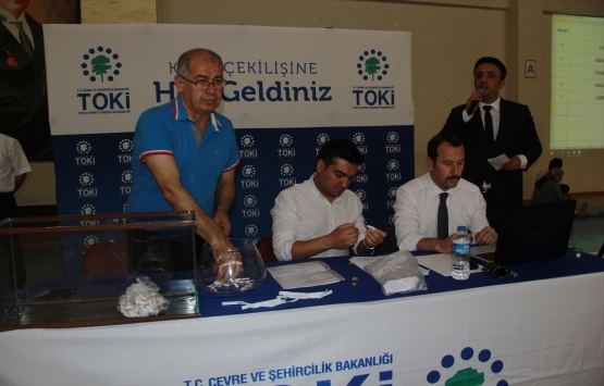 TOKİ Afyonkarahisar 750 konut kurası çekildi!